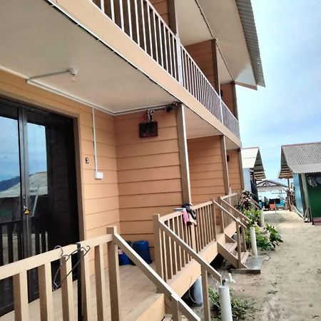 Oceanboys Inn Kampong Pasir Panjang  Bagian luar foto